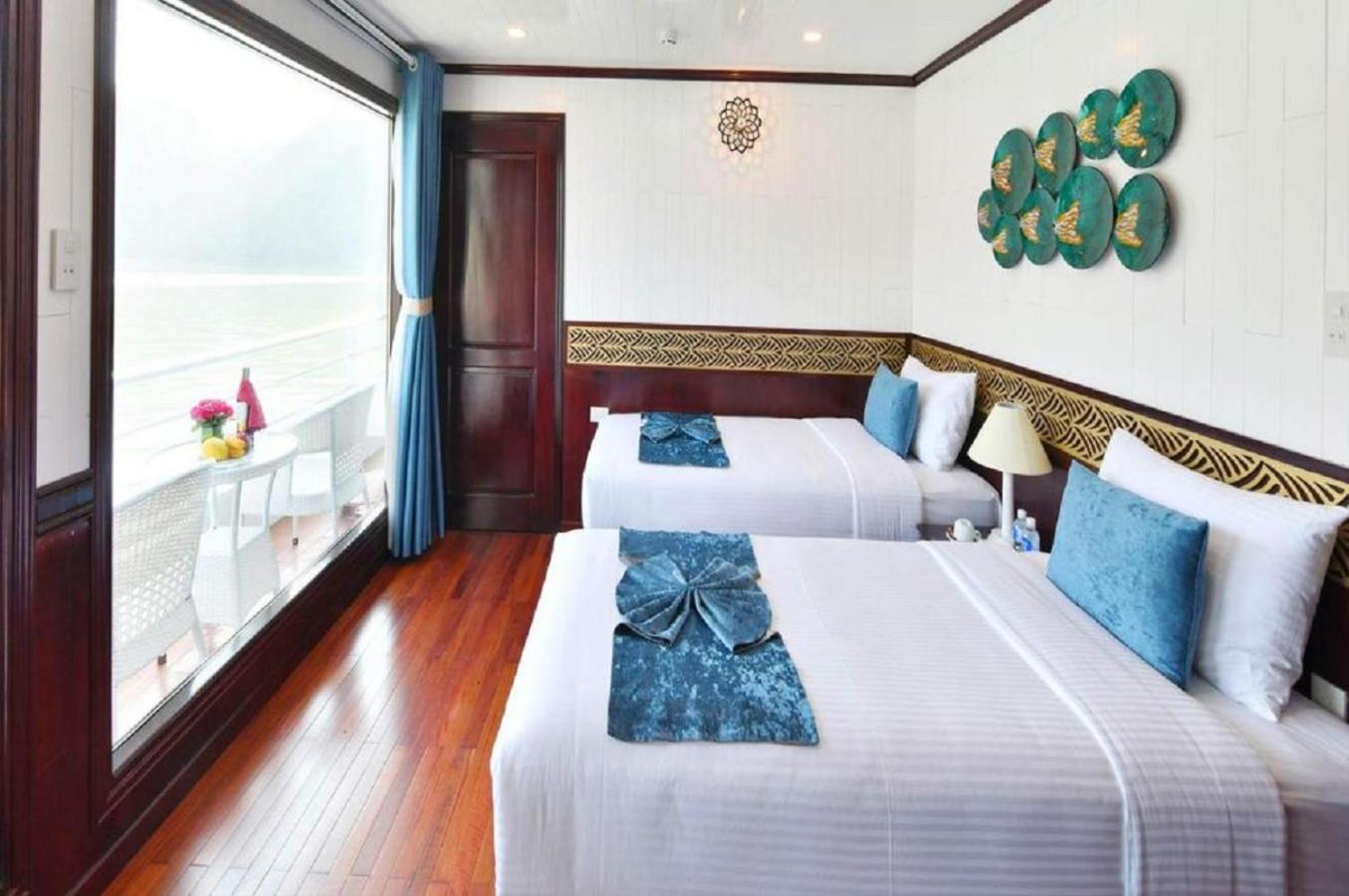 Hotel Halong Sapphire Cruises Hạ Long Exterior foto