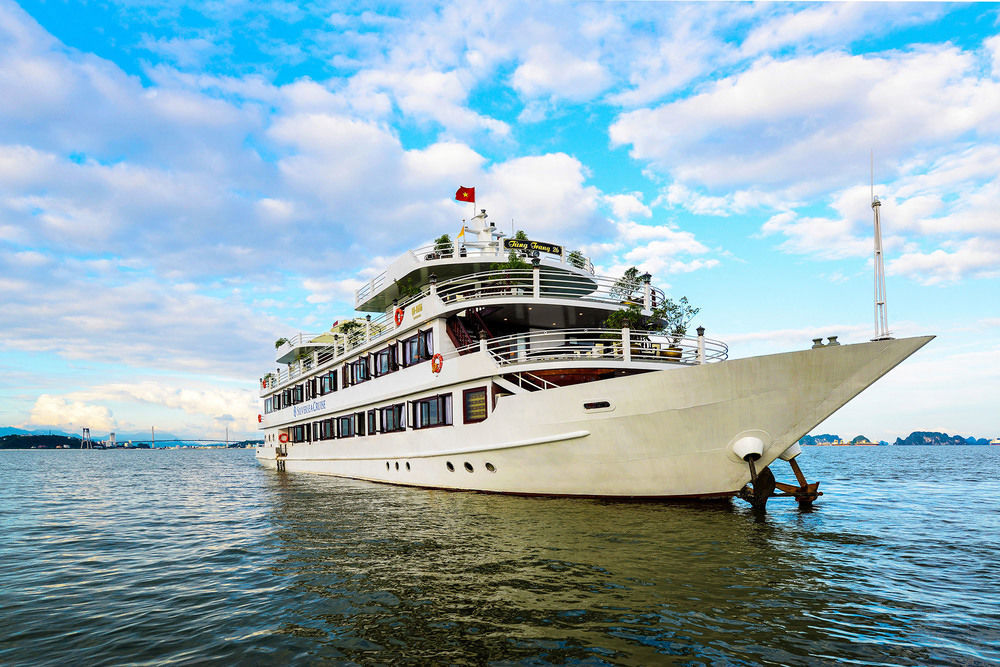 Hotel Halong Sapphire Cruises Hạ Long Exterior foto