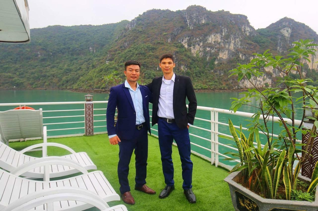 Hotel Halong Sapphire Cruises Hạ Long Exterior foto