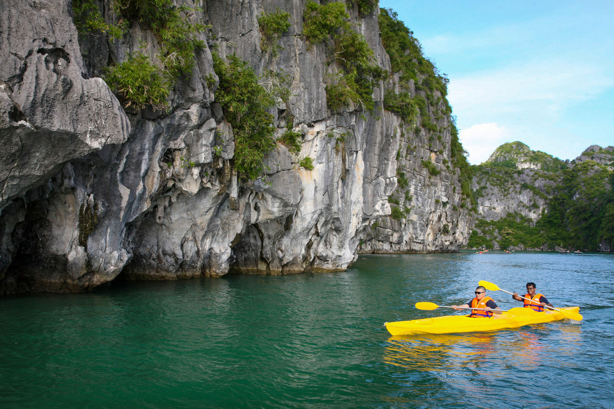 Hotel Halong Sapphire Cruises Hạ Long Exterior foto